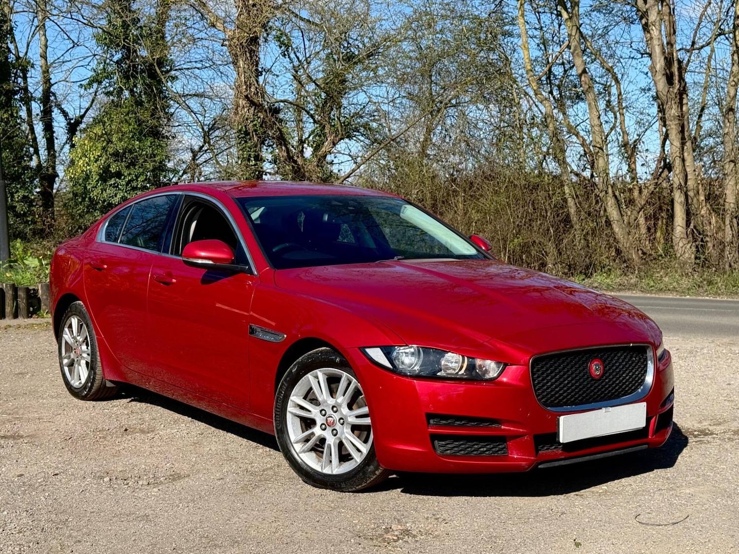 Used Jaguar XE 2015 for sale - 78043772: Photo 4