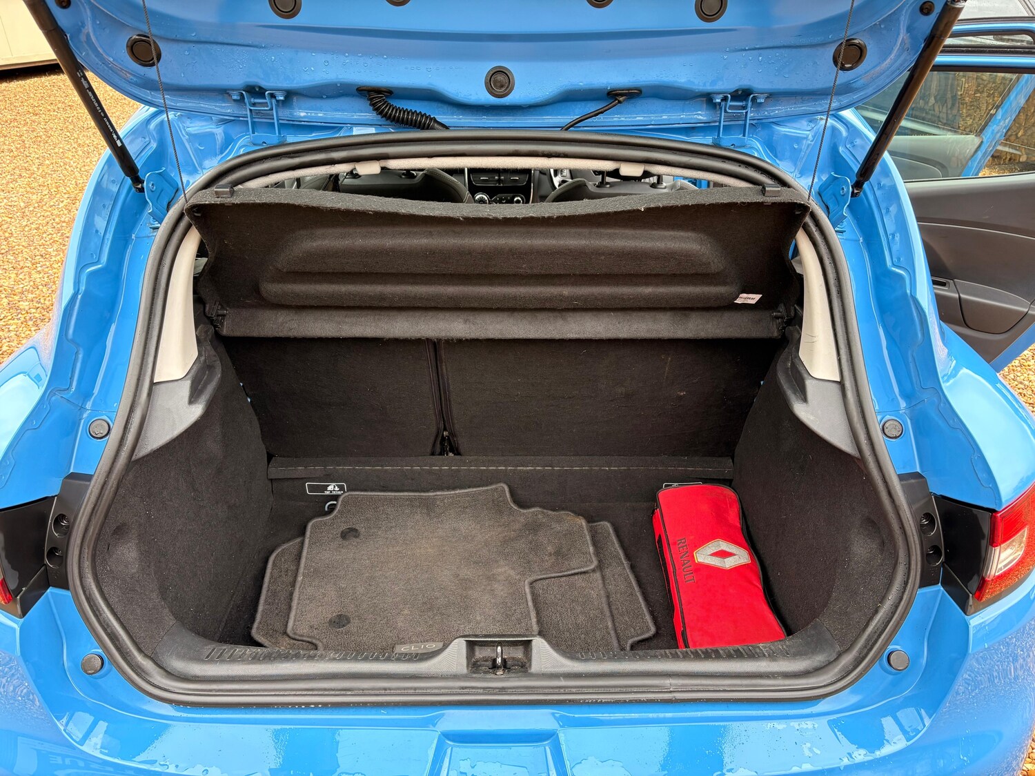 Used Renault Clio 2014 for sale - 78098014: Photo 9