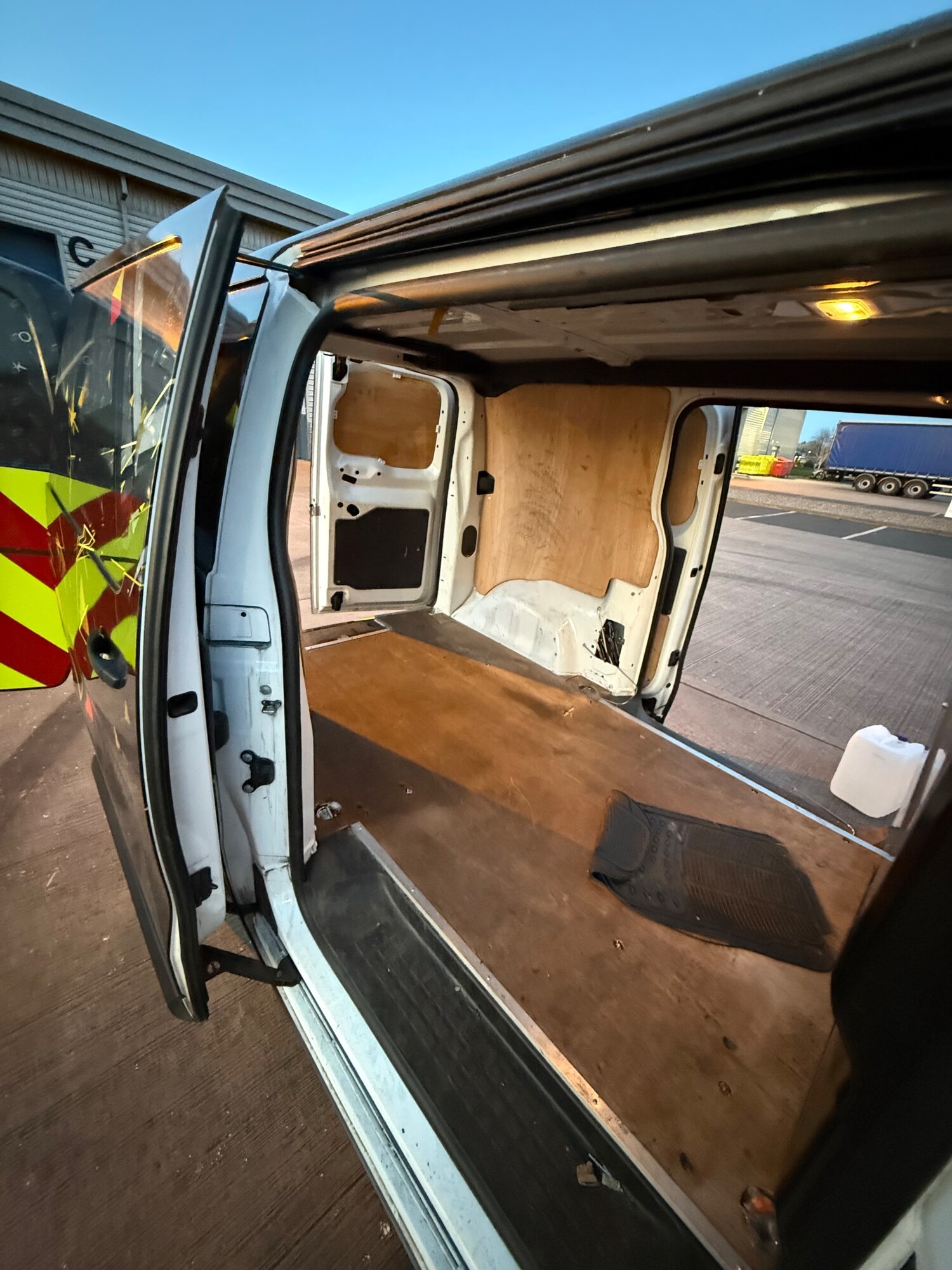 Used Vauxhall Vivaro 2022 for sale - 77879244: Photo 14