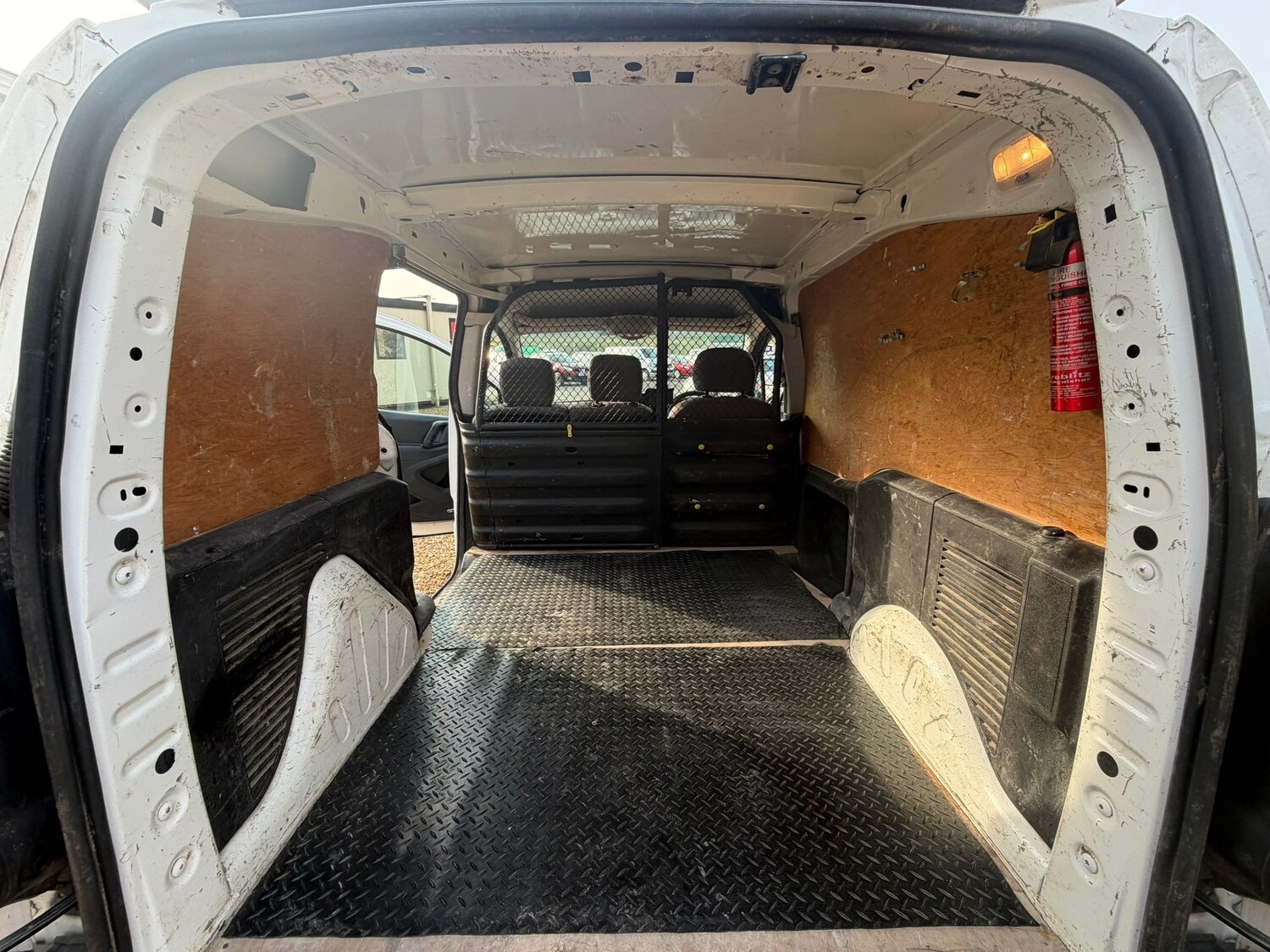 Used Peugeot Partner 2016 for sale - 78029224: Photo 10