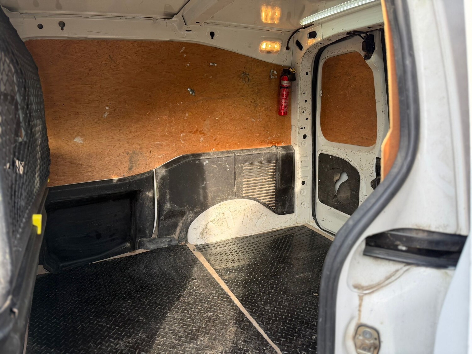 Used Peugeot Partner 2016 for sale - 78029224: Photo 12