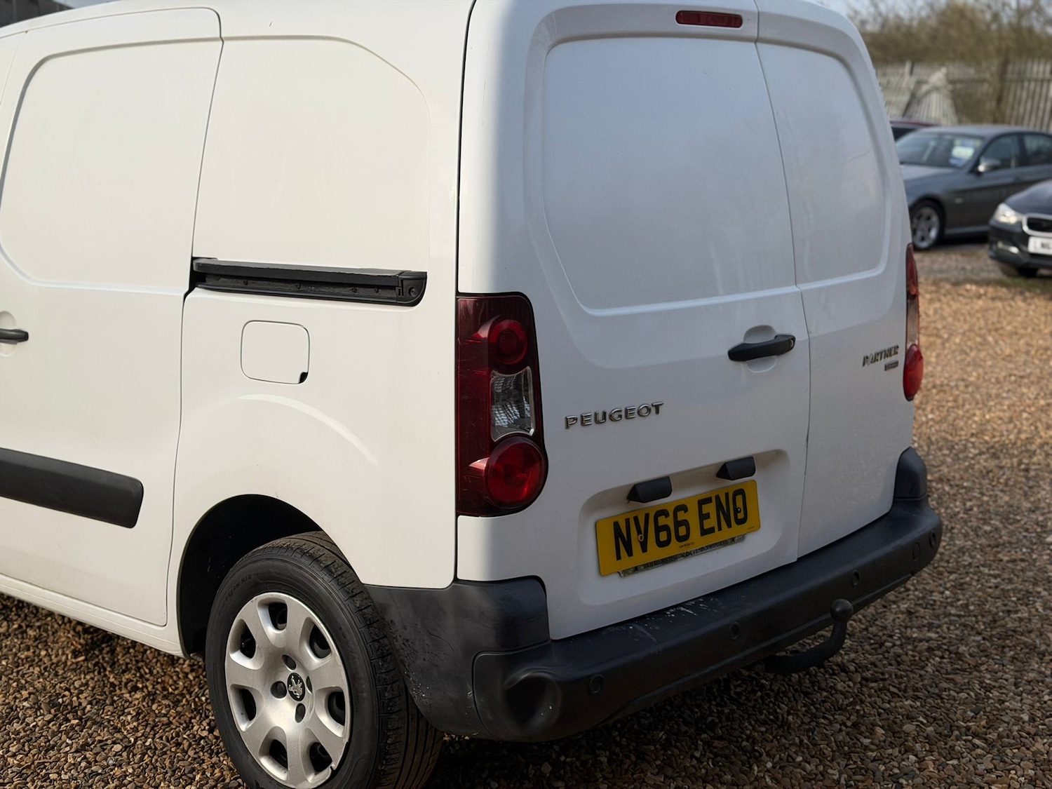 Used Peugeot Partner 2016 for sale - 78029224: Photo 2