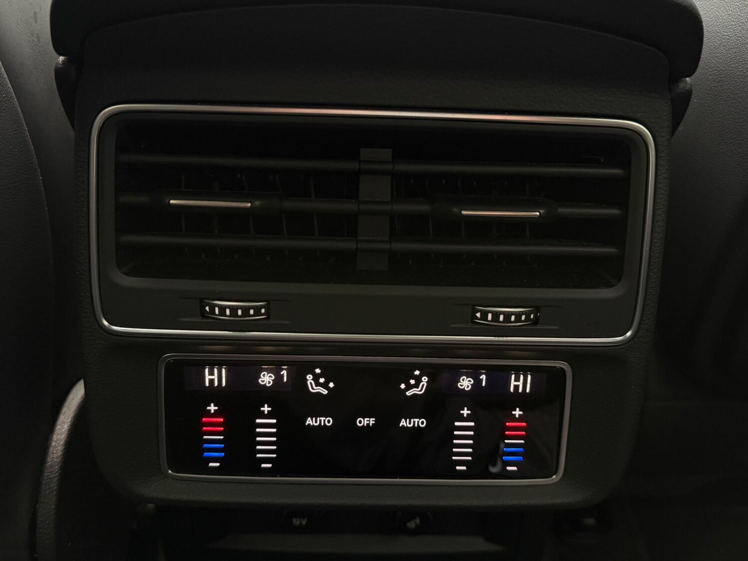 Used Audi Q8 for sale - 77966524: Photo 22