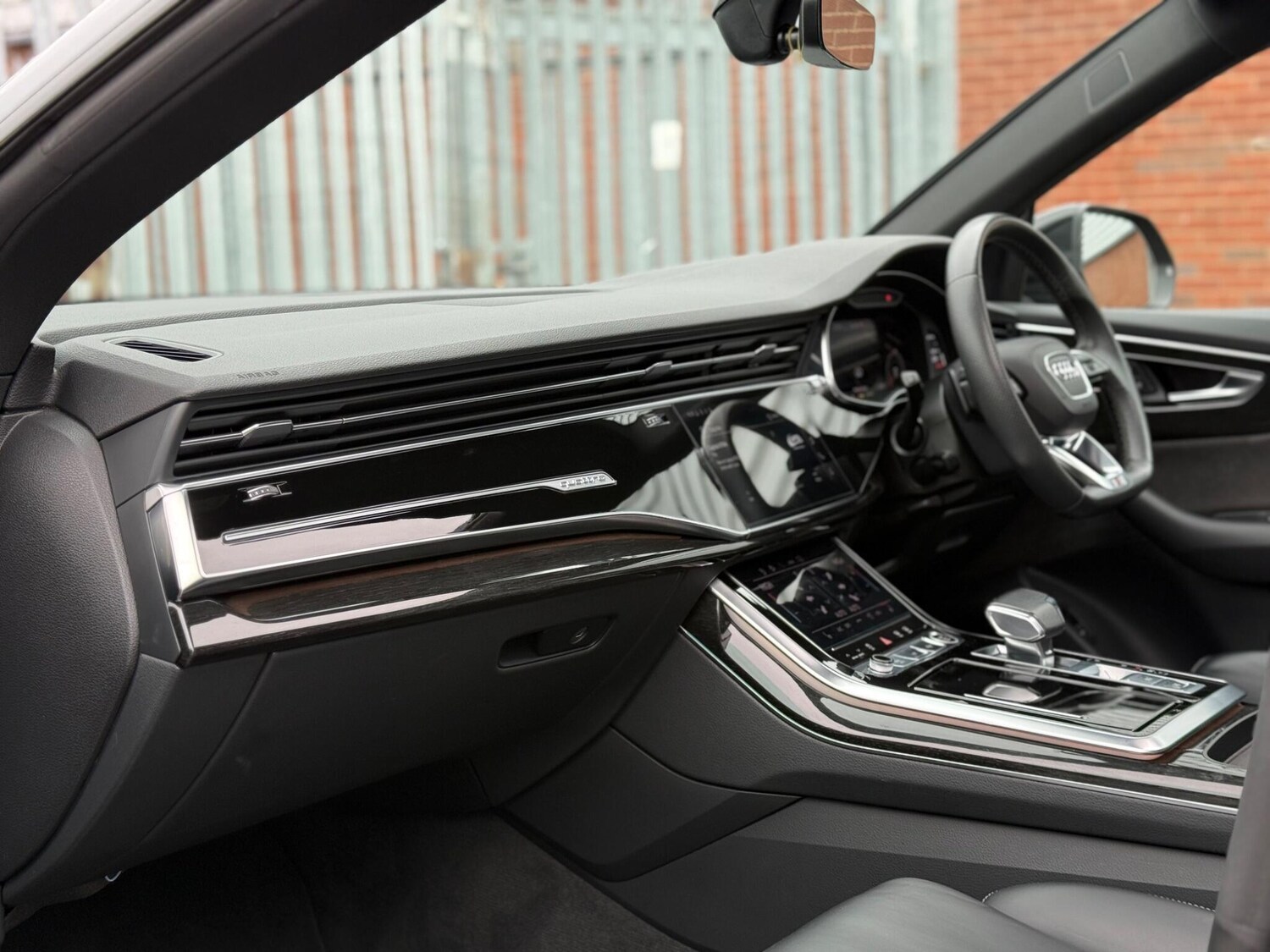 Used Audi Q8 for sale - 77966524: Photo 23