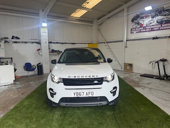 Used Land Rover Discovery Sport 2017 for sale - 79151395: Photo