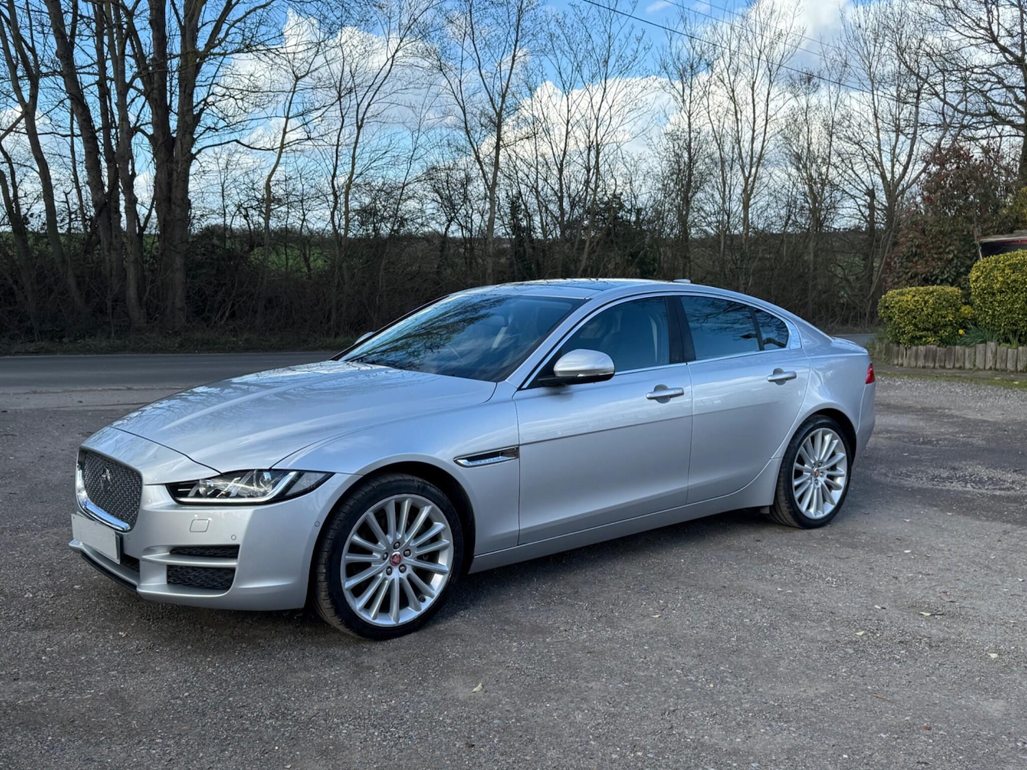 Used Jaguar XE 2017 for sale - 78043792: Photo 15