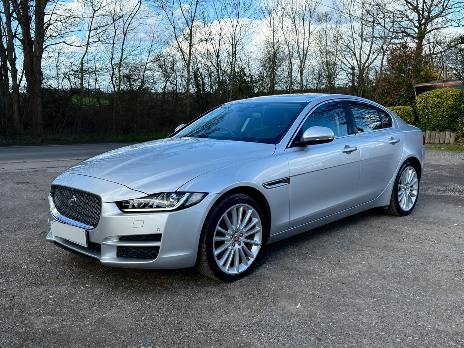 Used Jaguar XE 2017 for sale - 78043792: Photo 17