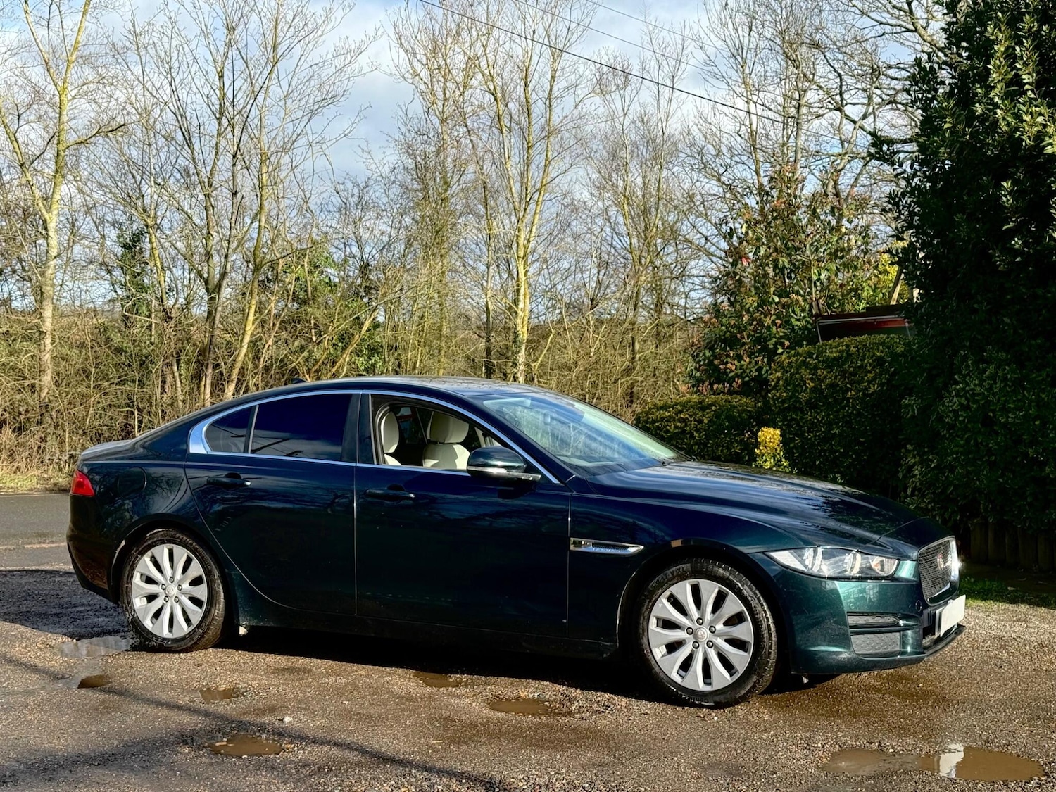 Used Jaguar XE 2015 for sale - 78043777: Photo 7