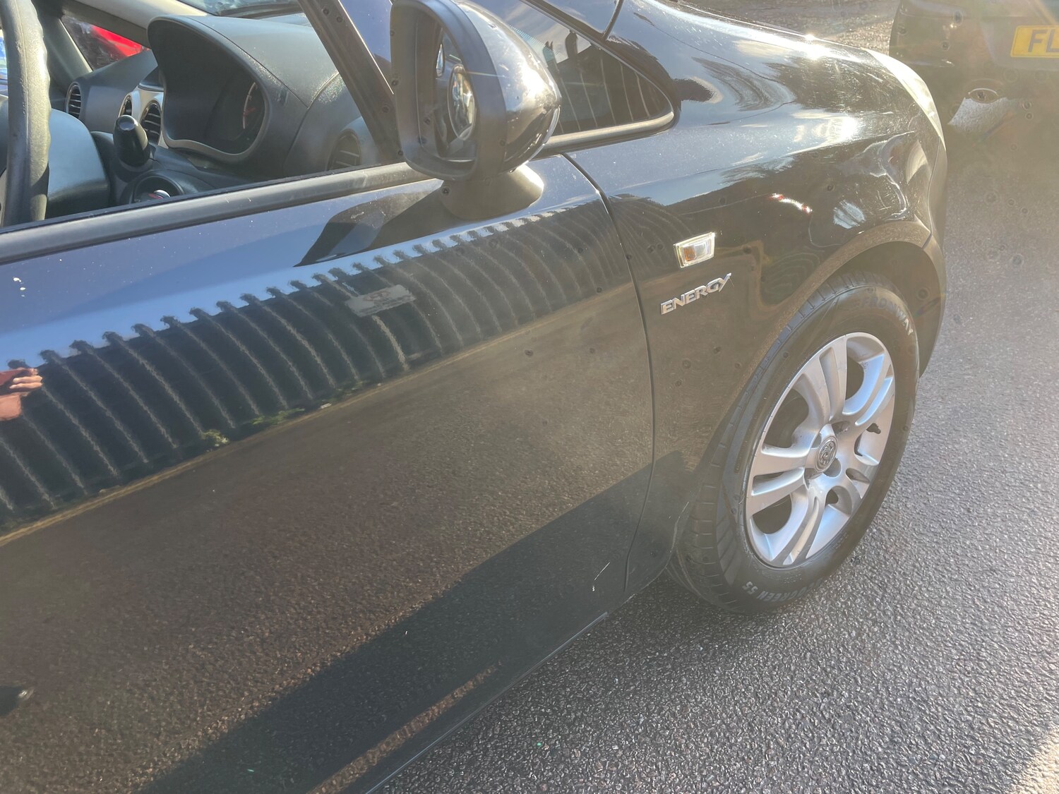 Used Vauxhall Corsa 2010 for sale - 78002145: Photo 4