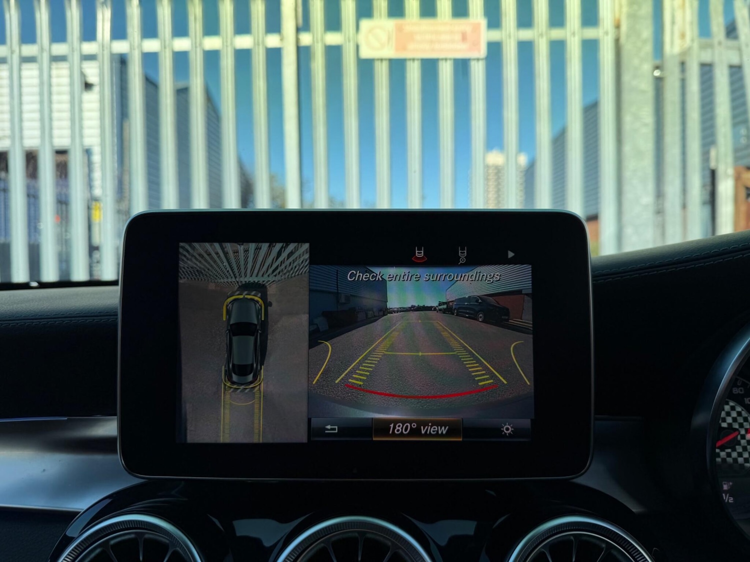 Used Mercedes-Benz C Class 2018 for sale - 77966399: Photo 24