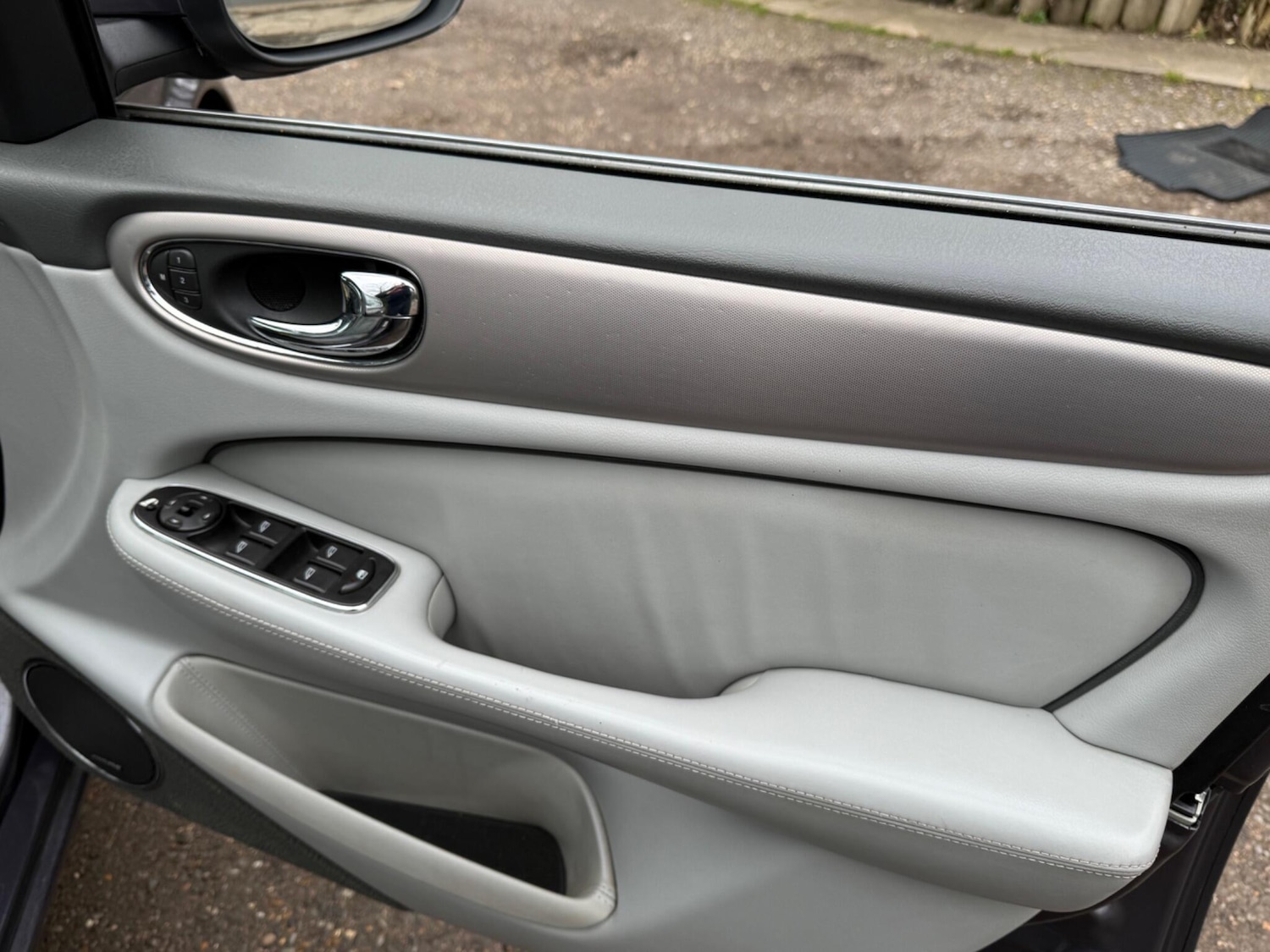 Used Jaguar XJ 2007 for sale - 78043783: Photo 24