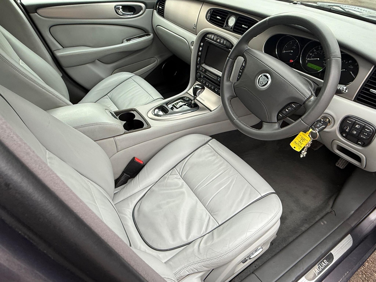 Used Jaguar XJ 2007 for sale - 78043783: Photo 25