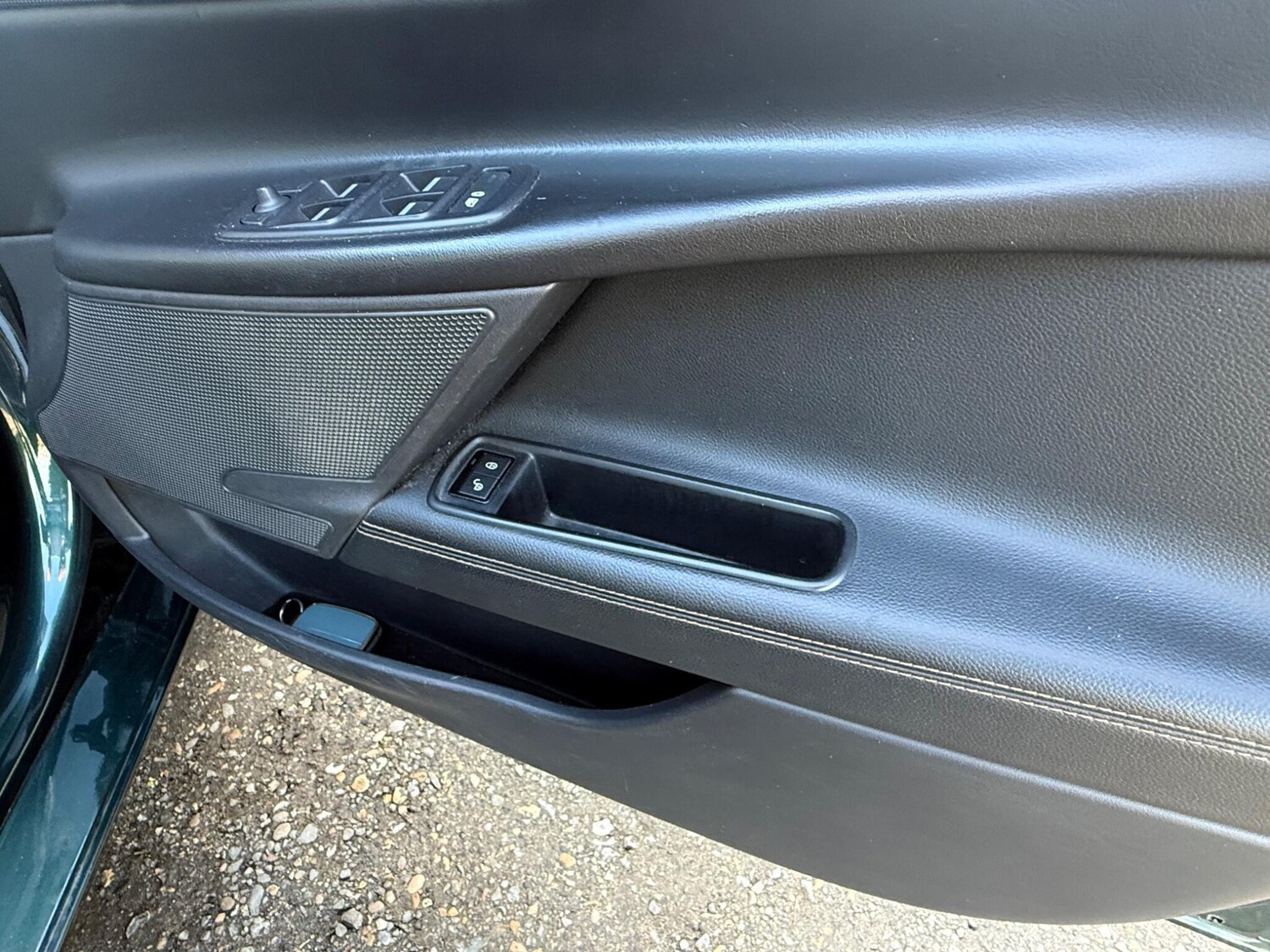 Used Jaguar XE 2015 for sale - 78043786: Photo 19