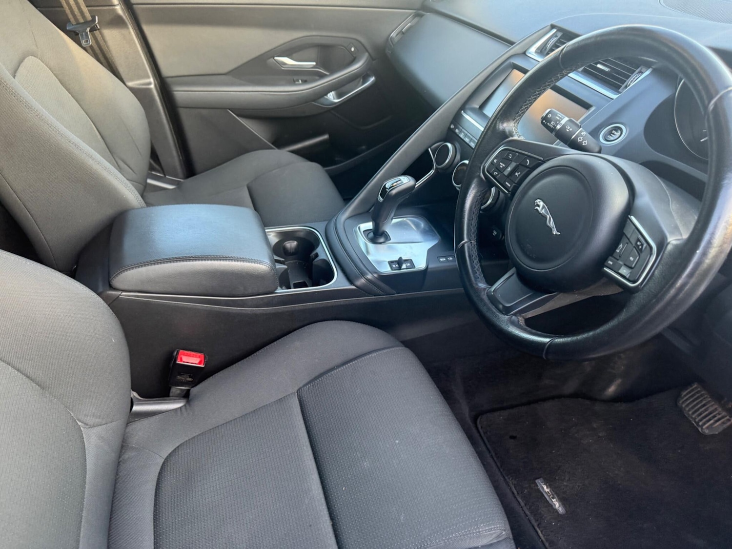 Used Jaguar E-Pace 2018 for sale - 78043785: Photo 25