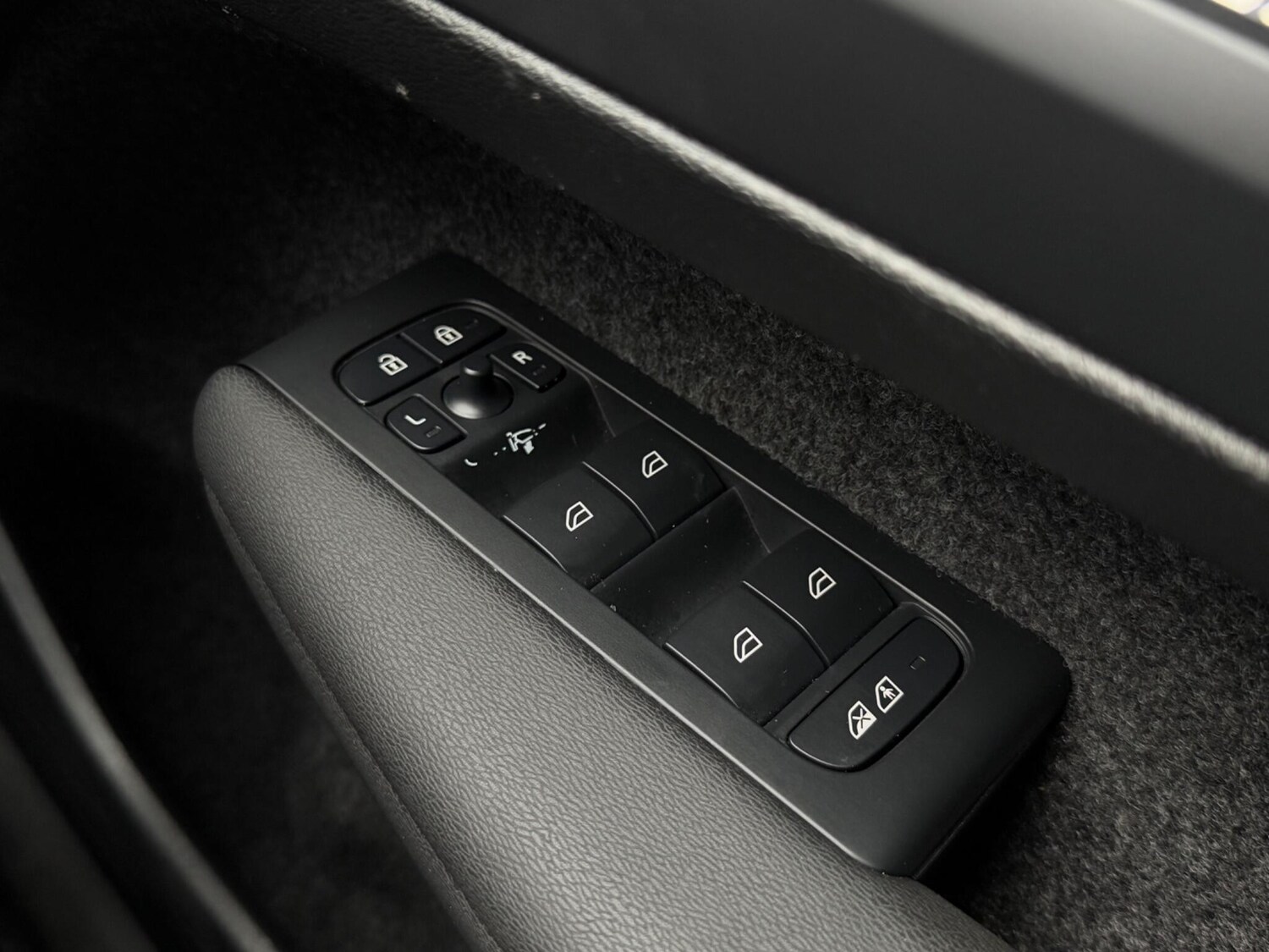 Used Volvo XC40 2025 for sale - 77966364: Photo 19