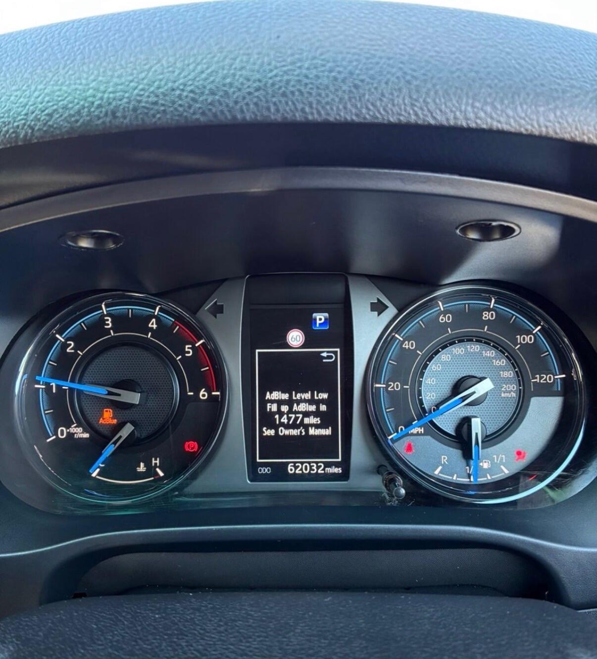 Used Toyota Hilux 2023 for sale - 78060782: Photo 6