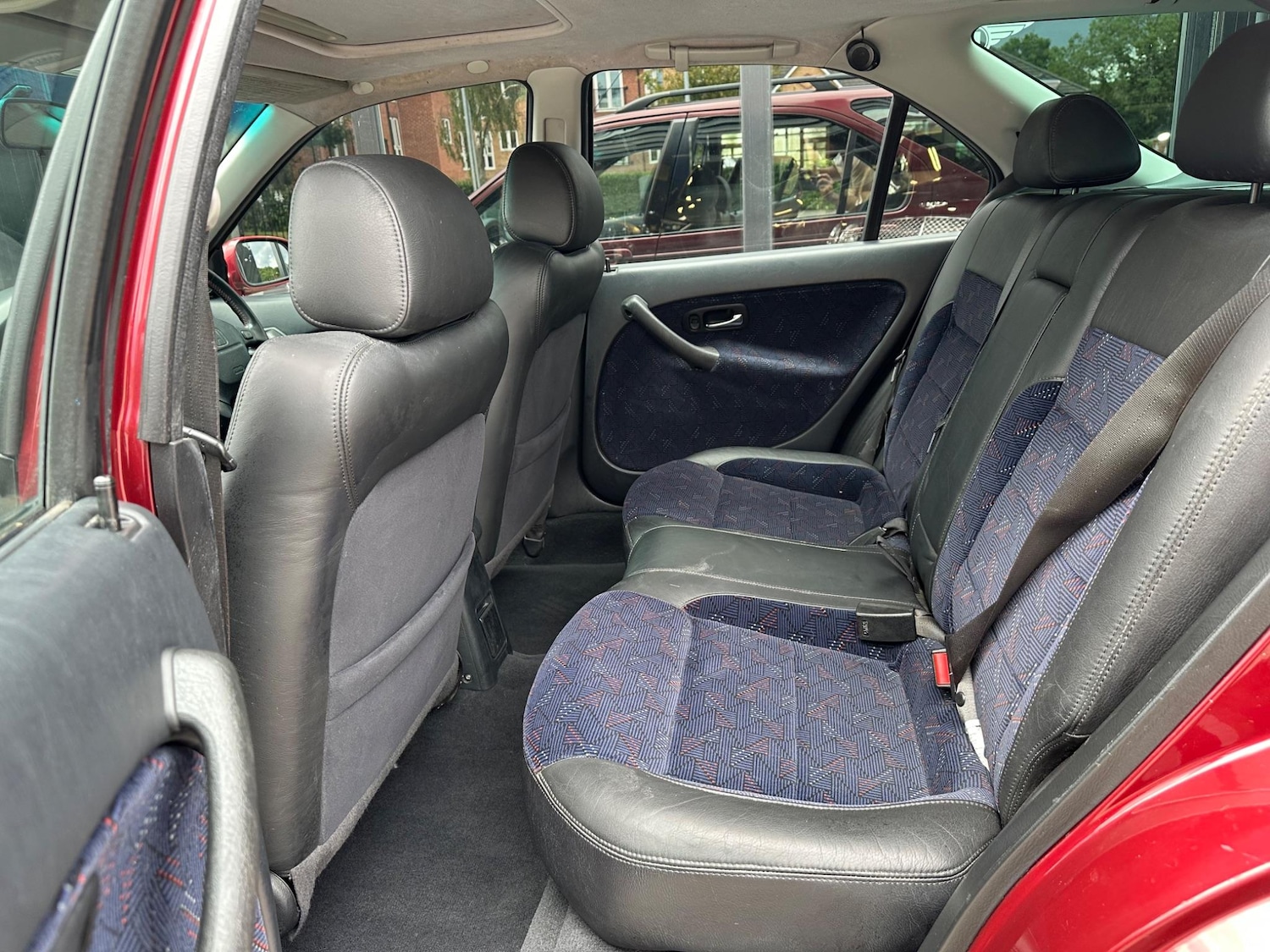 Used Honda Civic 2000 for sale - 77966354: Photo 12