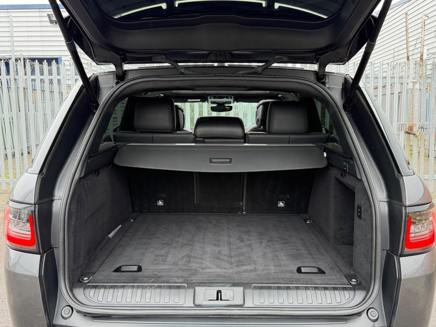 Used Land Rover Range Rover Sport 2019 for sale - 77966357: Photo 12