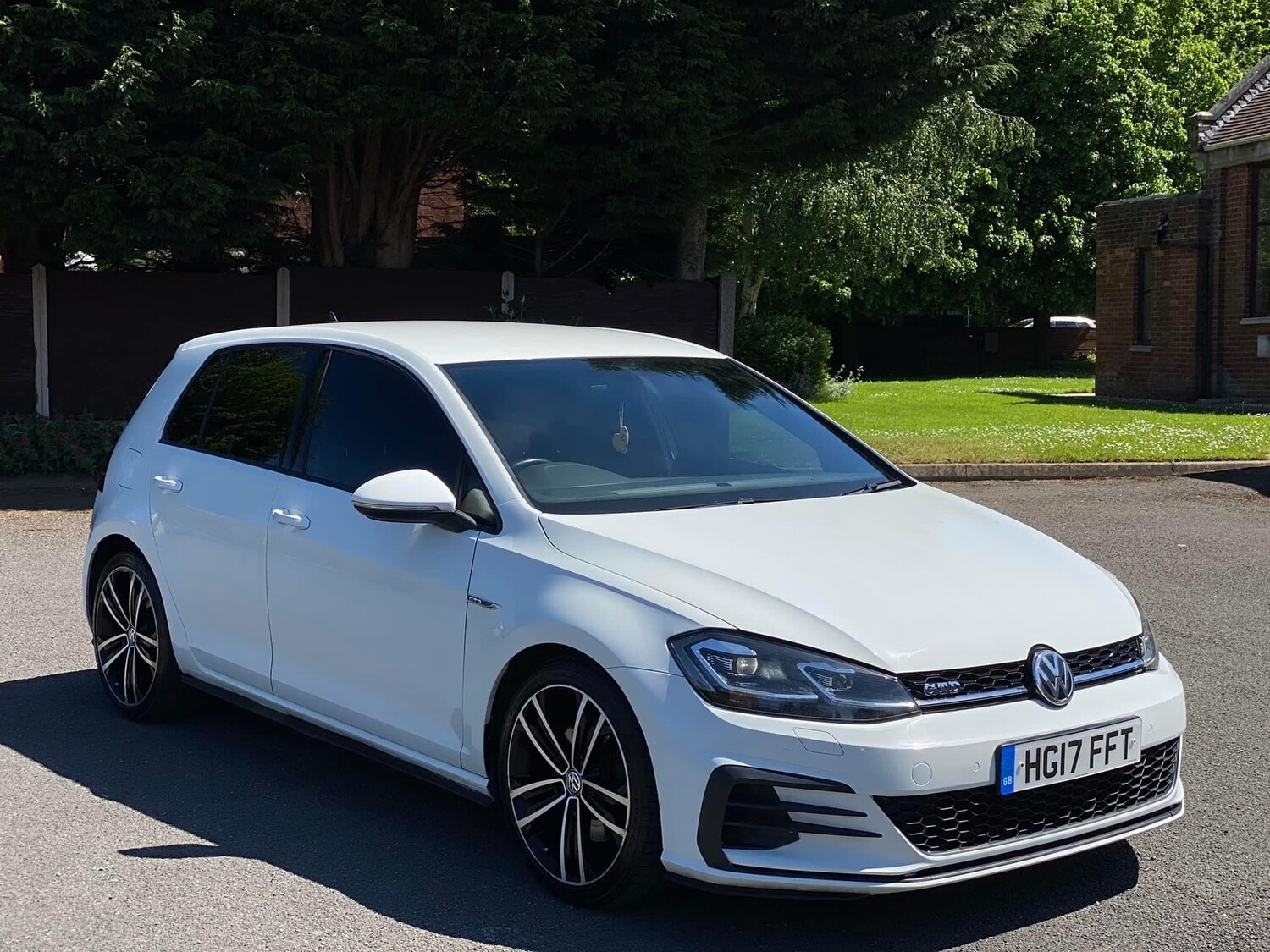 Used Volkswagen Golf 2017 for sale - 77879291: Photo 2