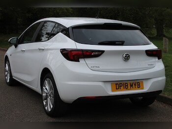 Used Vauxhall Astra 2018 for sale - 78132103: Photo