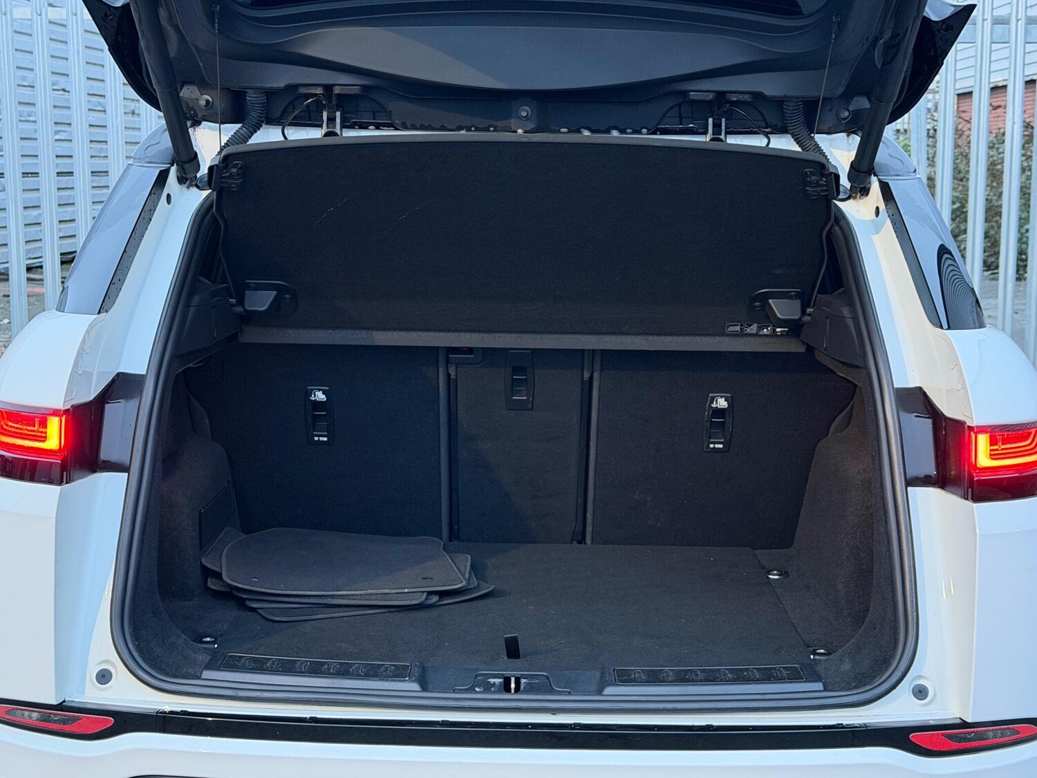 Used Land Rover Range Rover Evoque 2019 for sale - 77966337: Photo 11