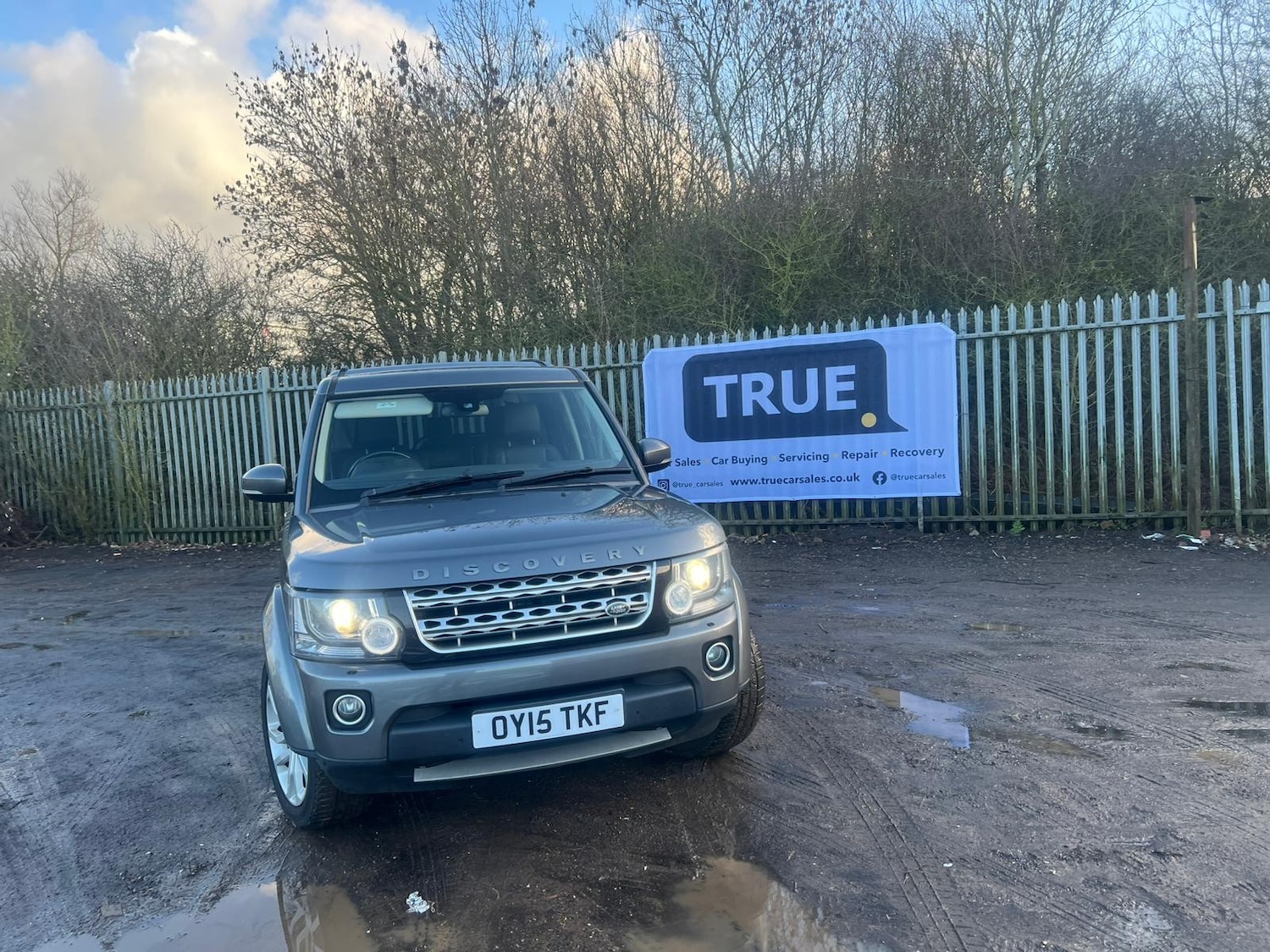 Used Land Rover Discovery 2015 for sale - 77966455: Photo 2