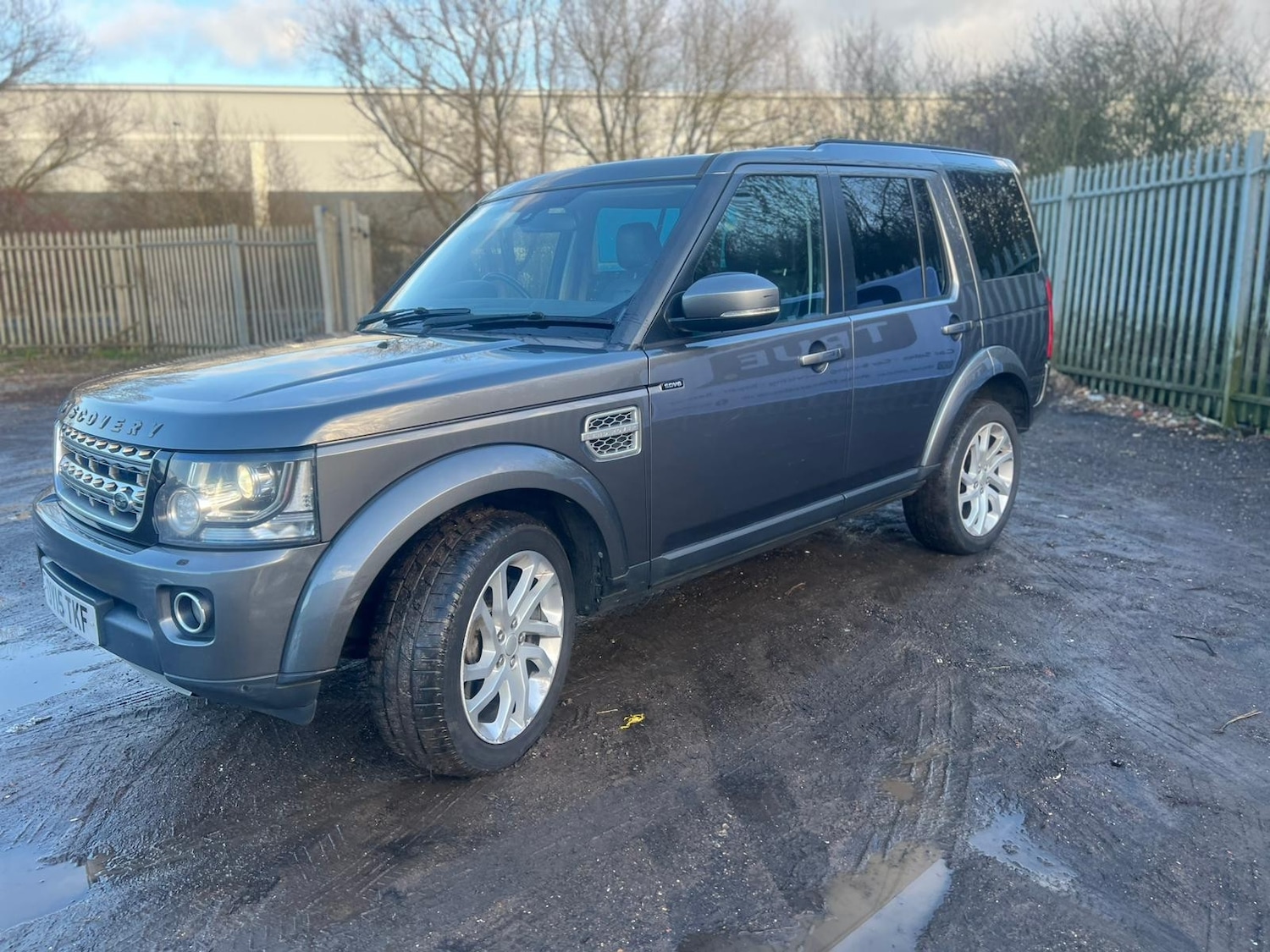 Used Land Rover Discovery 2015 for sale - 77966455: Photo 3