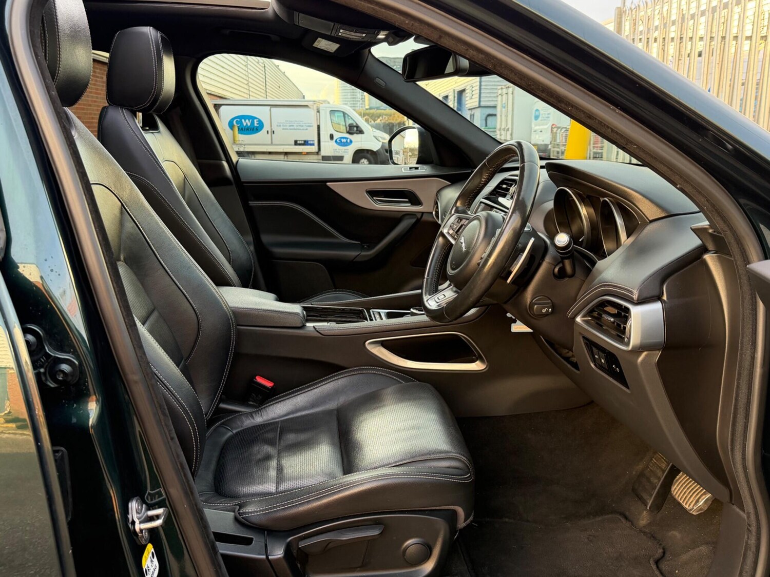 Used Jaguar F-Pace 2018 for sale - 77966368: Photo 19