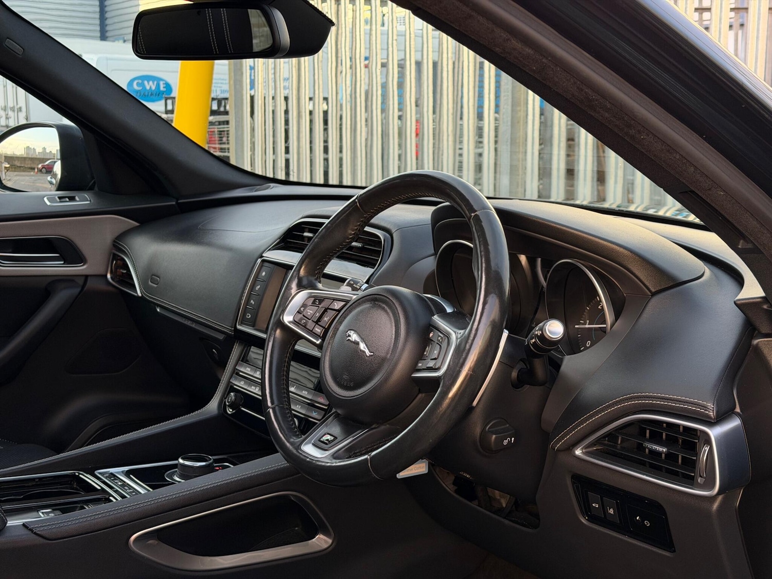 Used Jaguar F-Pace 2018 for sale - 77966368: Photo 20