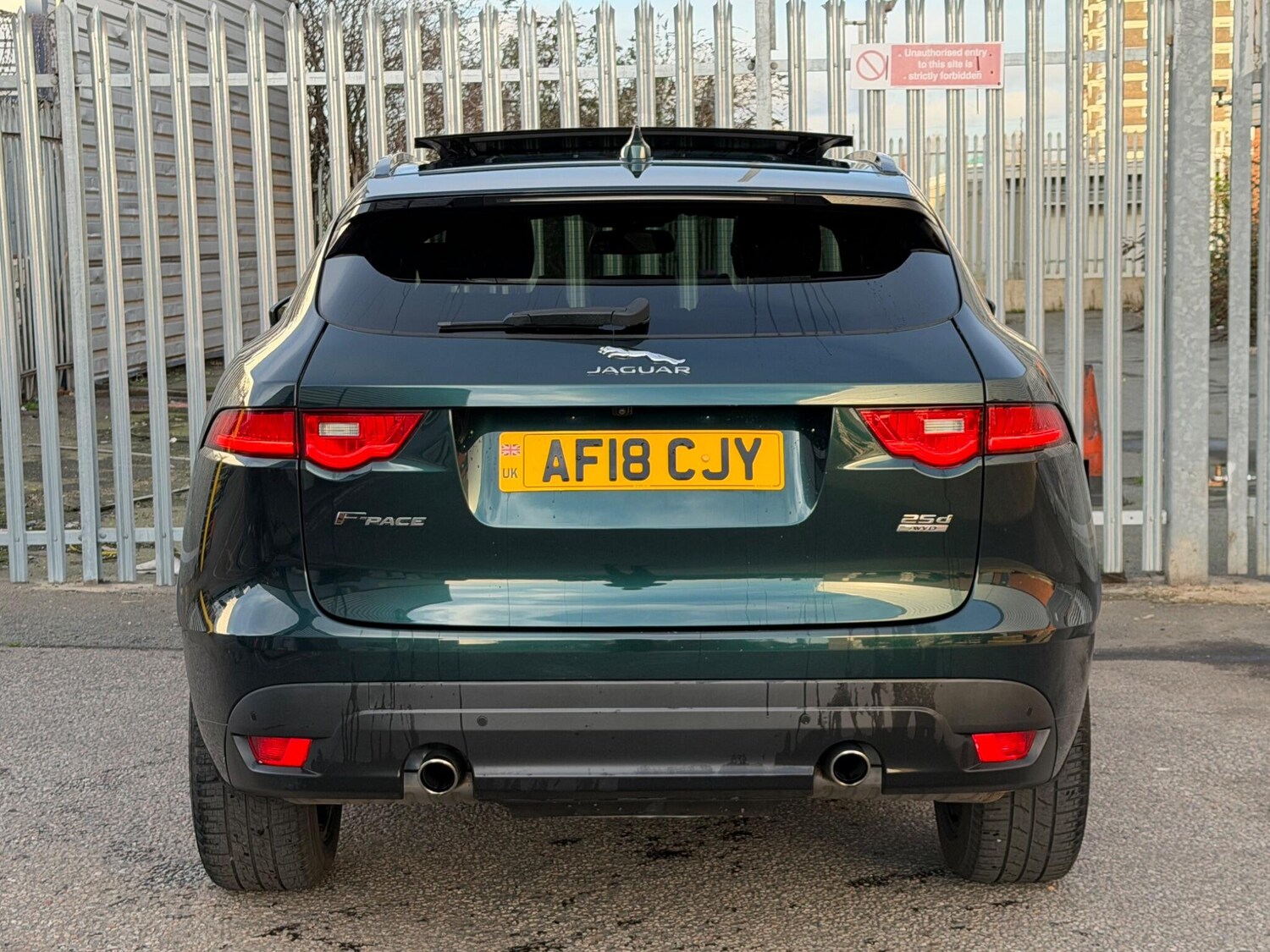 Used Jaguar F-Pace 2018 for sale - 77966368: Photo 8