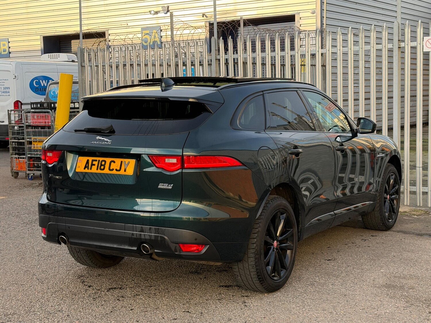 Used Jaguar F-Pace 2018 for sale - 77966368: Photo 9