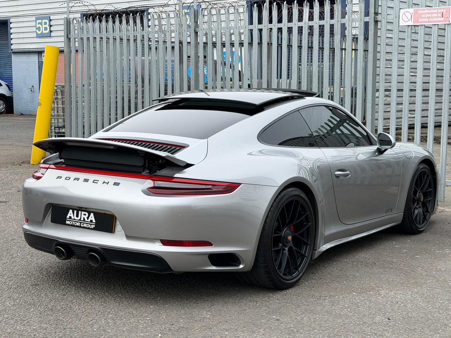 Used Porsche 911 2019 for sale - 78201615: Photo 10