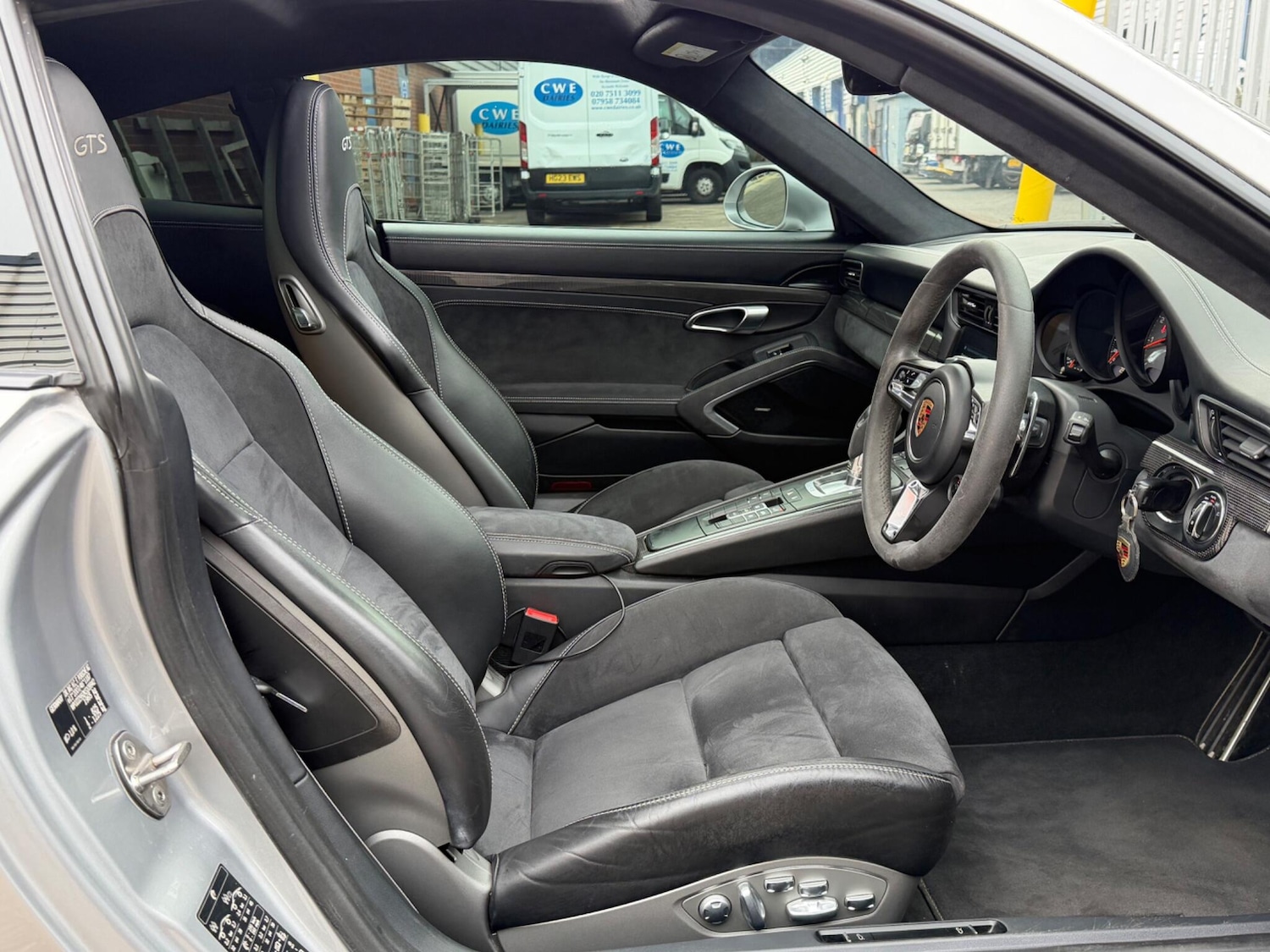 Used Porsche 911 2019 for sale - 78201615: Photo 13