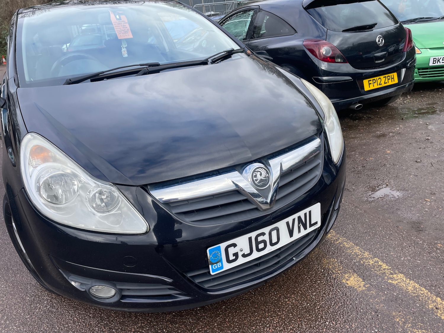 Used Vauxhall Corsa 2010 for sale - 78009424: Photo 2