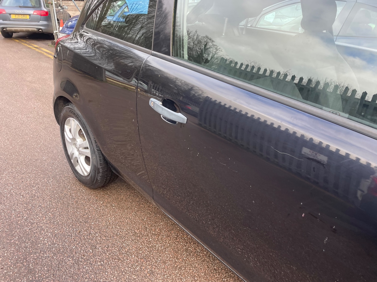 Used Vauxhall Corsa 2010 for sale - 78009424: Photo 8