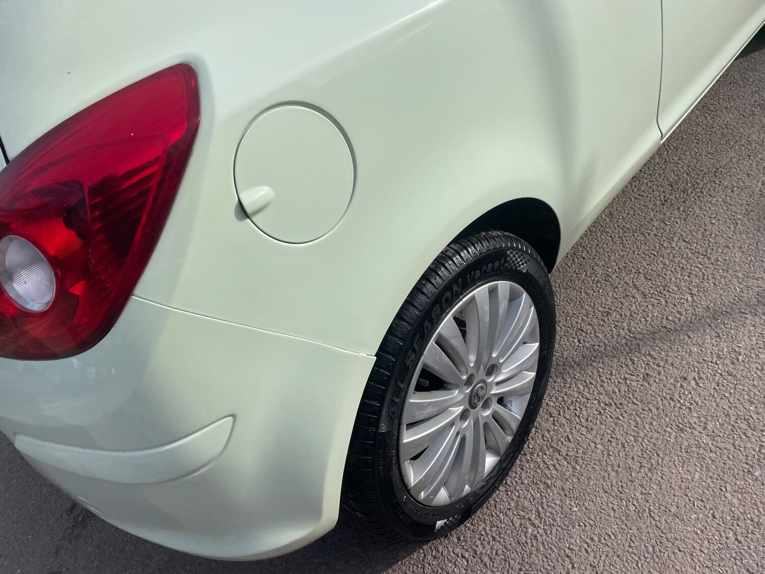 Used Vauxhall Corsa 2011 for sale - 78001984: Photo 11