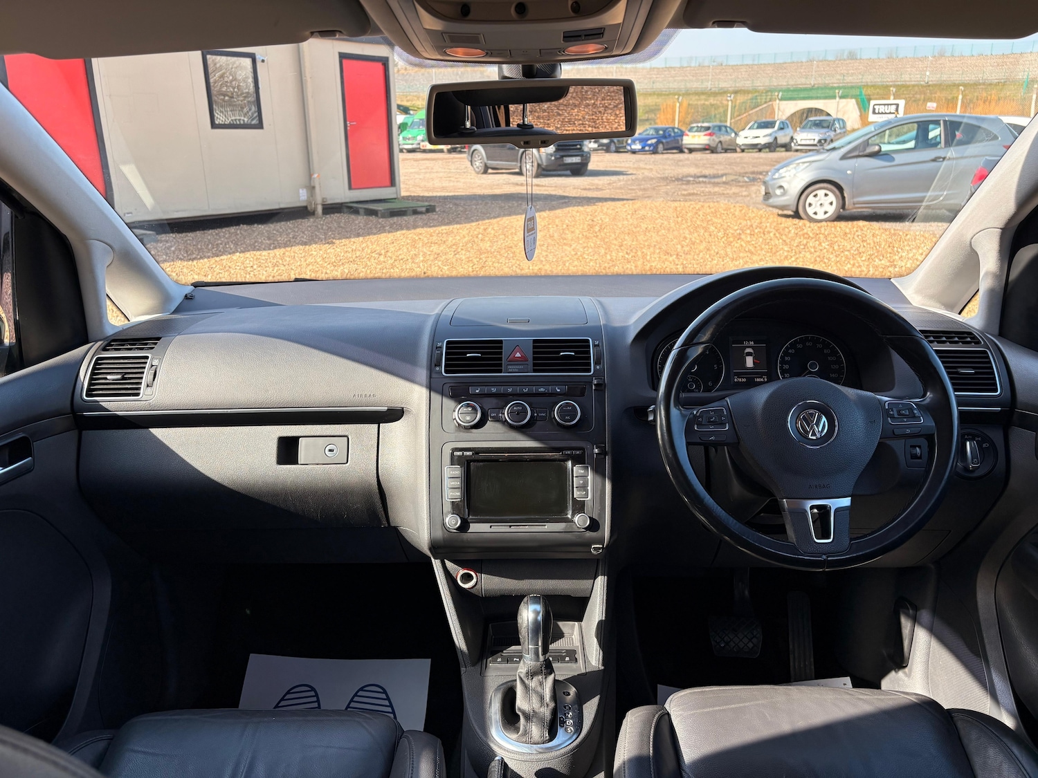 Used Volkswagen Touran for sale - 77966477: Photo 11