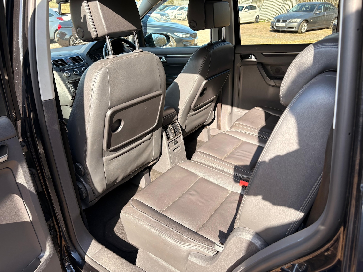 Used Volkswagen Touran for sale - 77966477: Photo 12