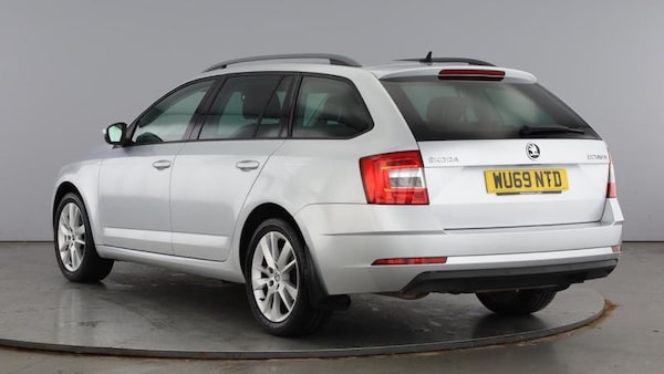 Used Skoda Octavia 2019 for sale - 76312276: Photo 3