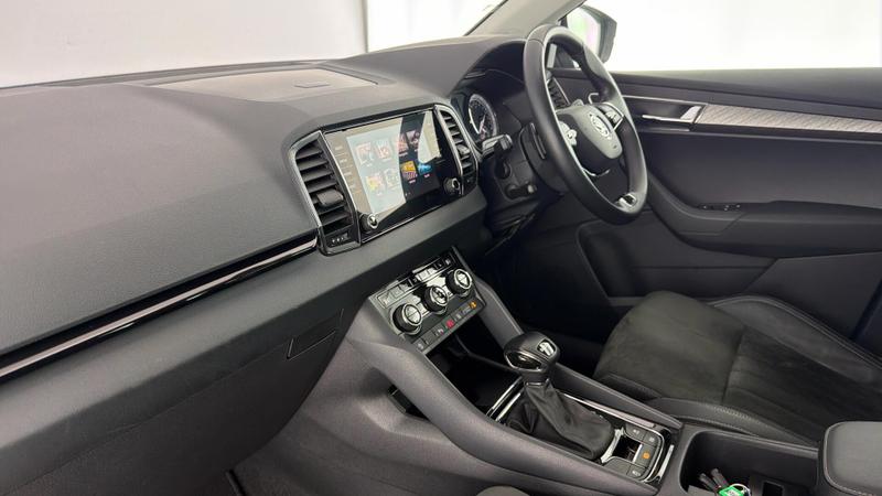 Used Skoda Karoq 2022 for sale - 76766977: Photo 2