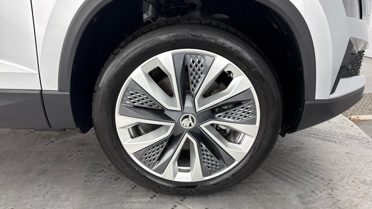 Used Skoda Karoq 2024 for sale - 77504947: Photo 6