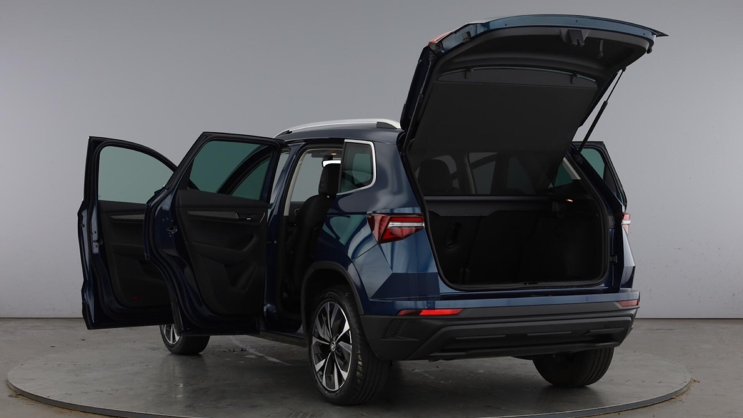 Used Skoda Karoq 2023 for sale - 77931831: Photo 11