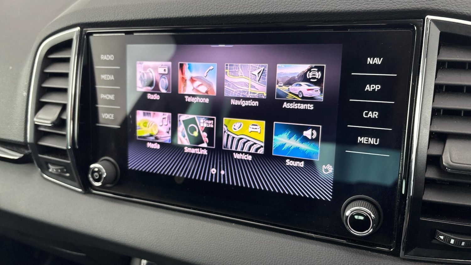 Used Skoda Karoq 2023 for sale - 77931831: Photo 18