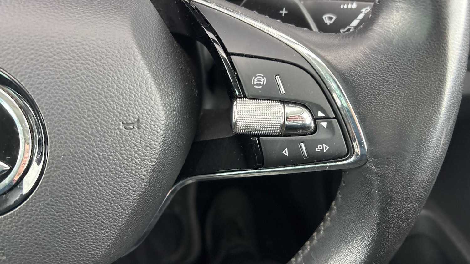 Used Skoda Karoq 2023 for sale - 77931831: Photo 23