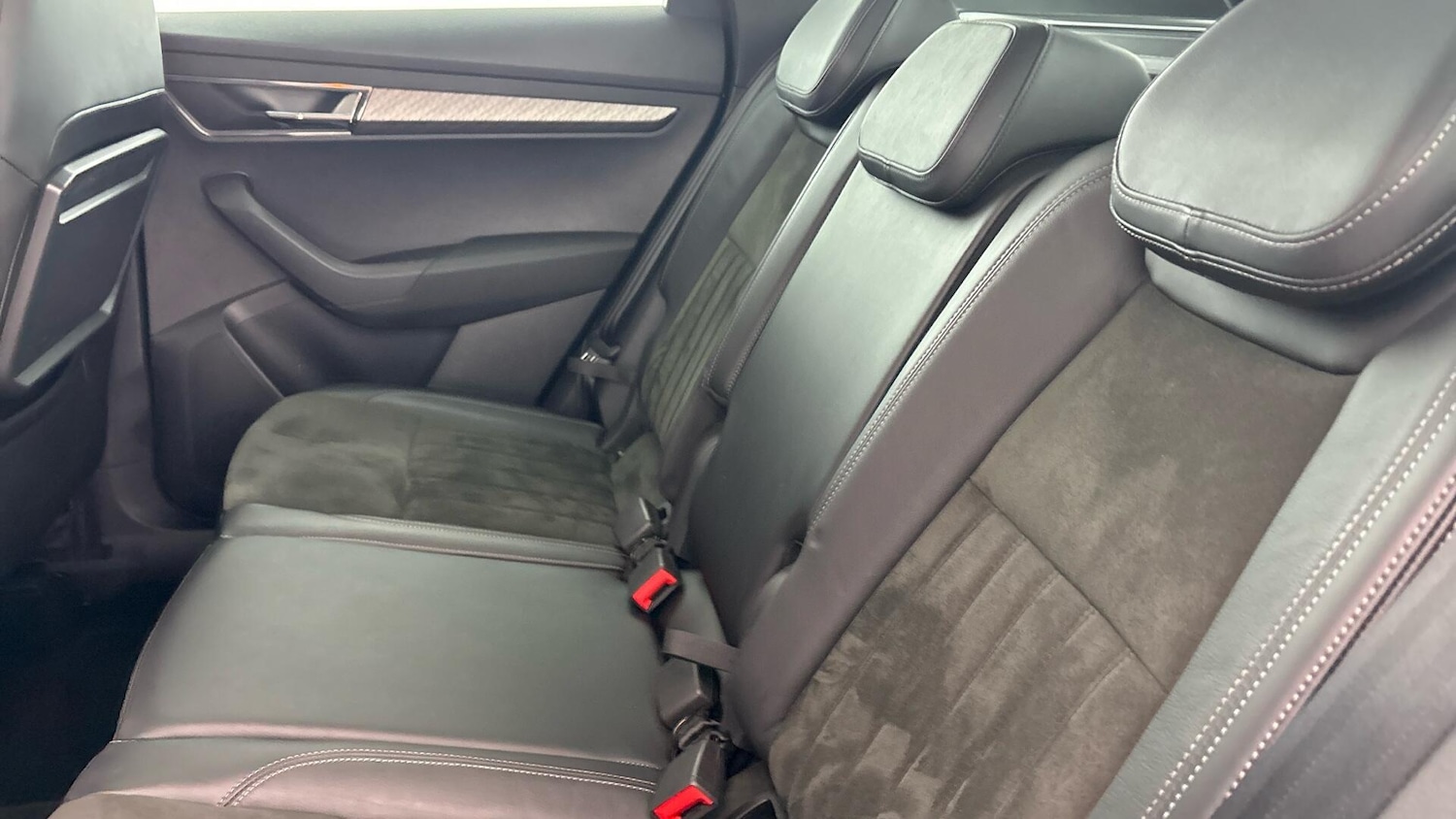 Used Skoda Karoq 2023 for sale - 77931831: Photo 33