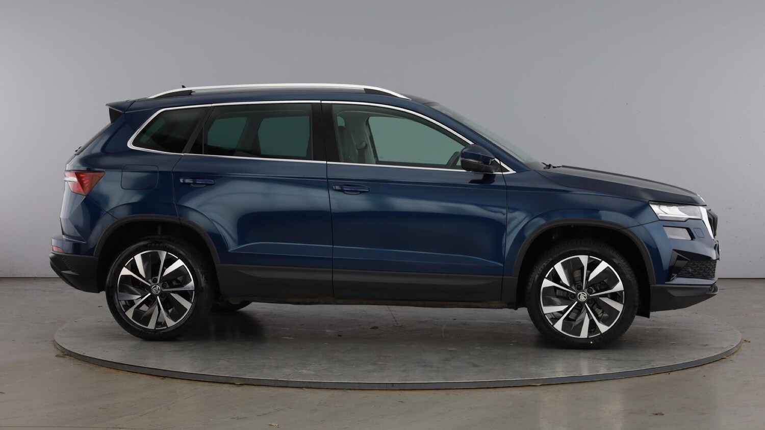 Used Skoda Karoq 2023 for sale - 77931831: Photo 4