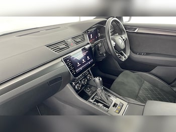 Used Skoda Superb 2024 for sale - 77504959: Photo