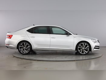 Used Skoda Superb 2024 for sale - 77504959: Photo