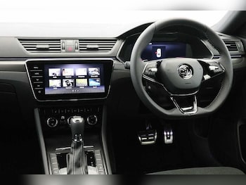 Used Skoda Superb 2024 for sale - 76517703: Photo