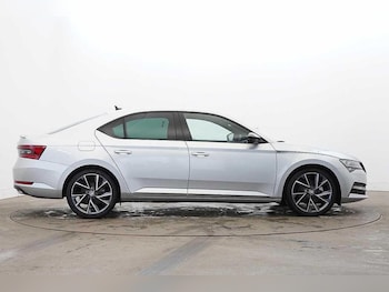 Used Skoda Superb 2024 for sale - 76517703: Photo